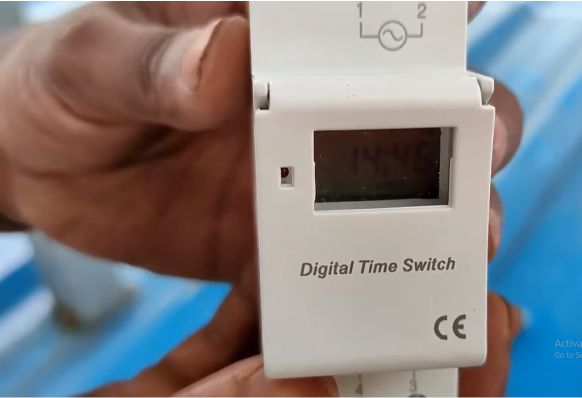 digital time switch machine for solar panel cleaning